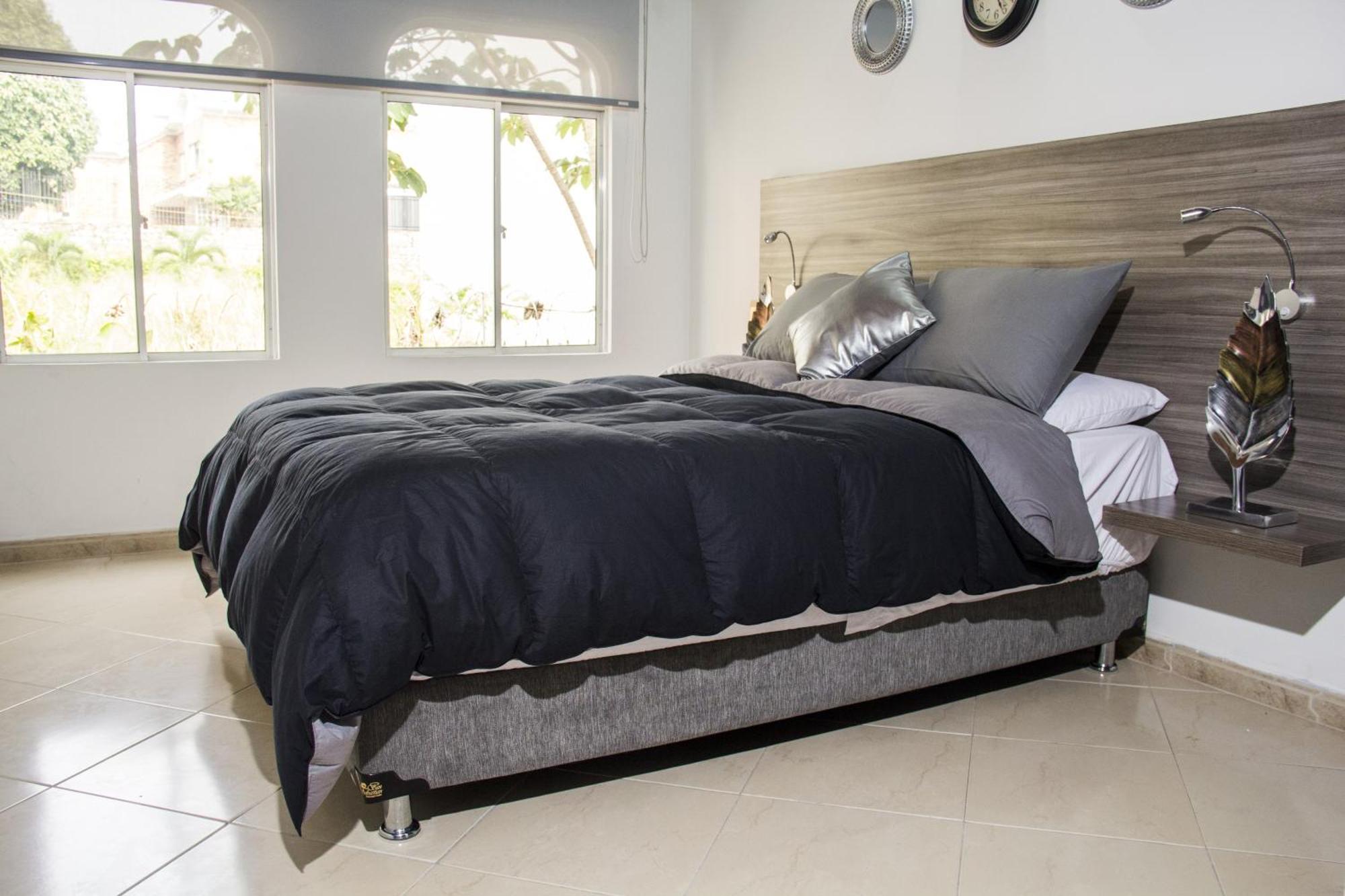 Hotel Premium House Floridablanca Esterno foto