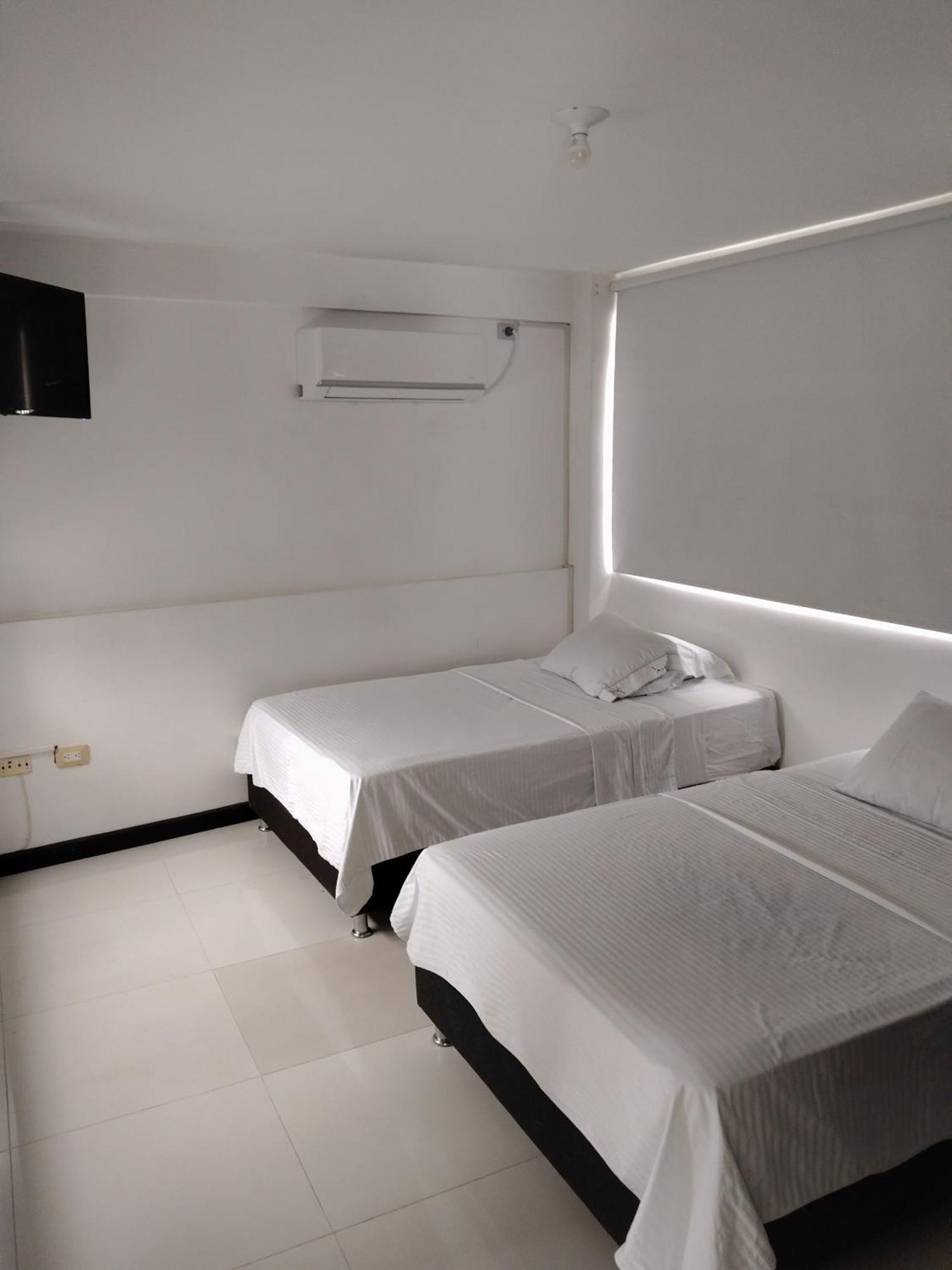 Hotel Premium House Floridablanca Esterno foto