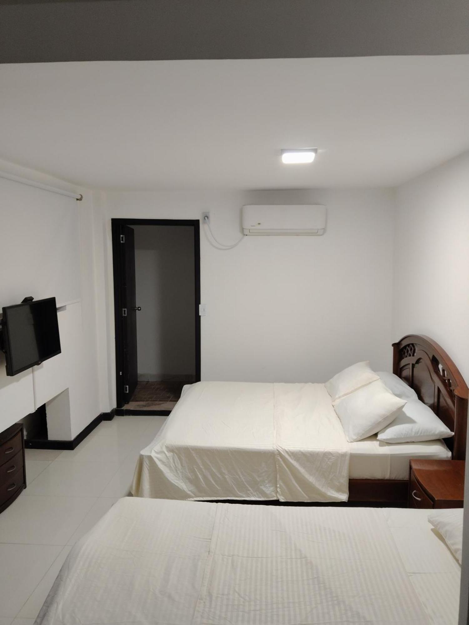 Hotel Premium House Floridablanca Esterno foto