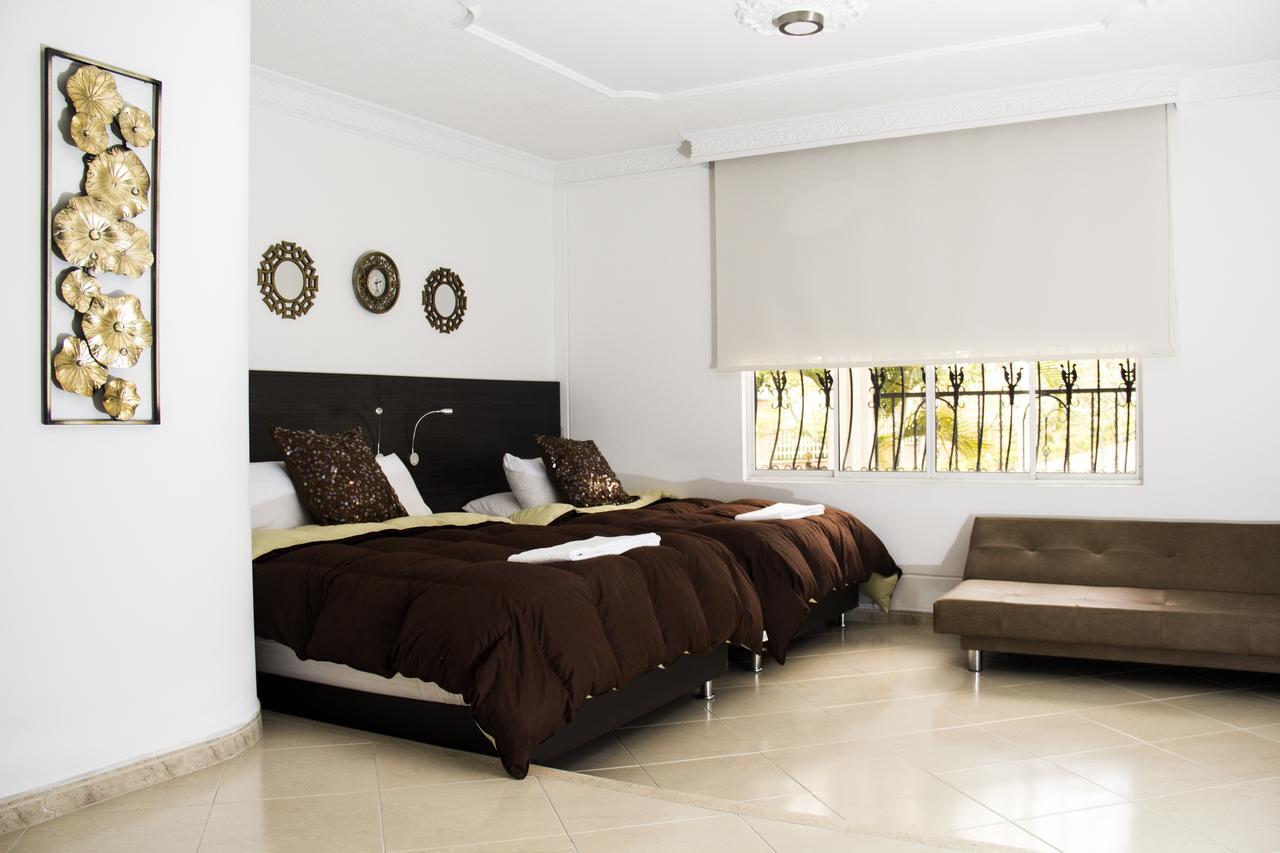 Hotel Premium House Floridablanca Esterno foto