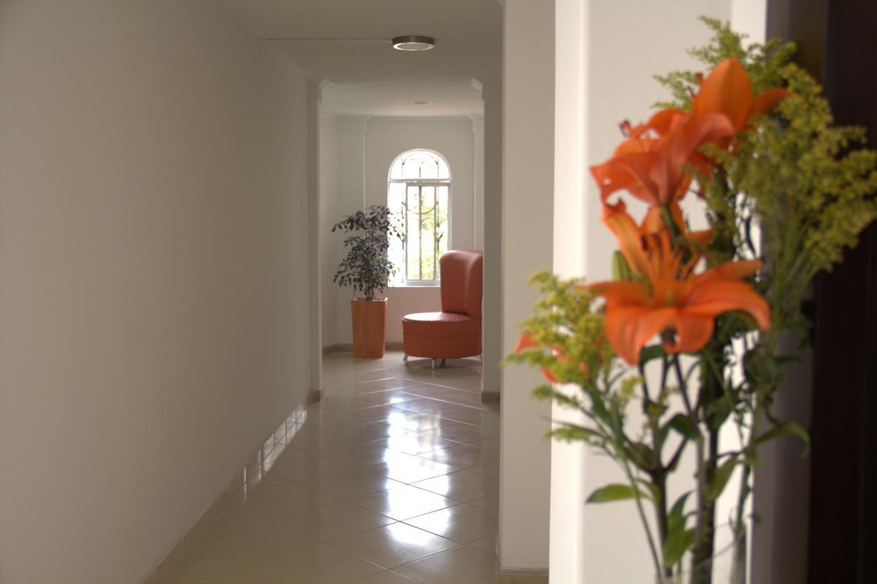 Hotel Premium House Floridablanca Esterno foto