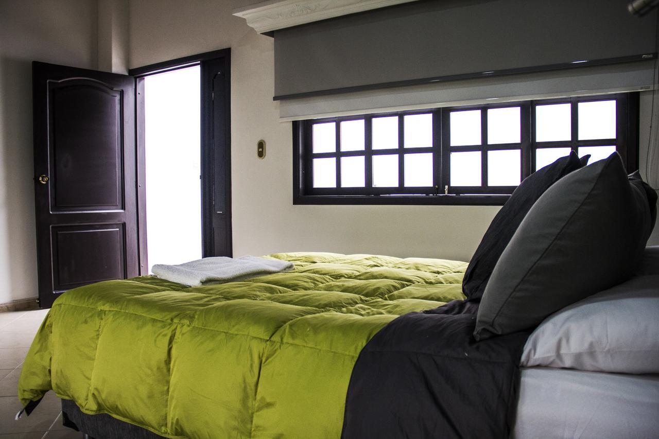 Hotel Premium House Floridablanca Esterno foto